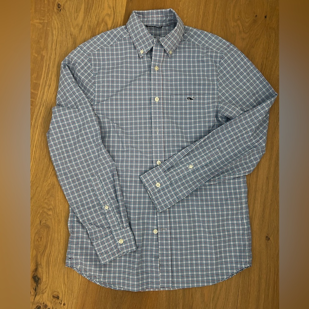 Vineyard Vines On the Go Performance Button Down